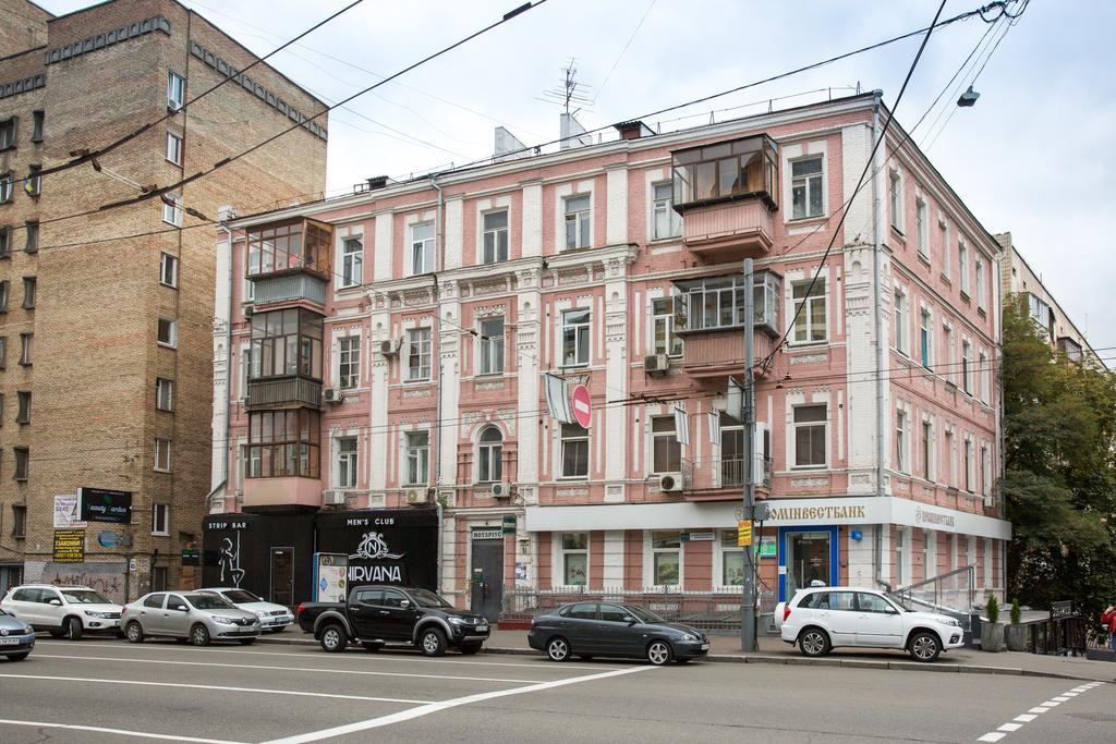 Cozy Apartment In Centre Of Kiev Ngoại thất bức ảnh